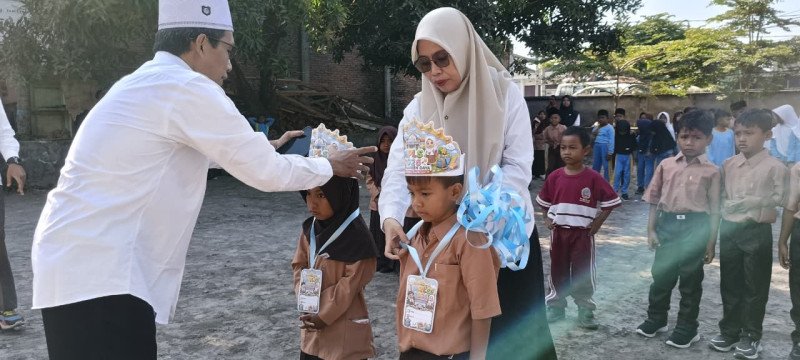 Foto Suasana MPLS 2026 di SDN 2 Mamben Daya, pada Rabu (15/7/2026) (Dok. Pribadi) Foto Suasana MPLS 2026 di SDN 2 Mamben Daya, pada Rabu (15/7/2026) (Dok. Pribadi)
